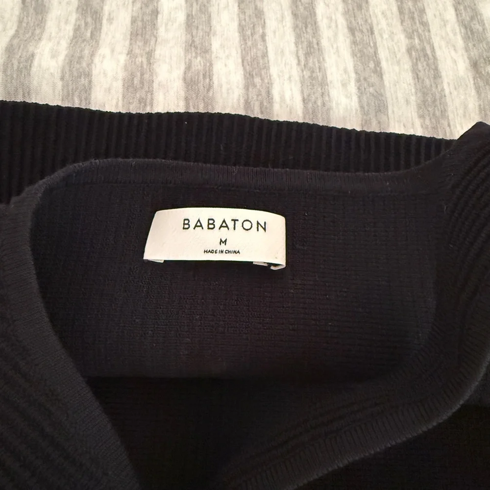 Babaton Black Ribbed Crop Tank - Picture 5 of 5